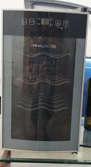 Vinotéka Philco + pět lahví vína zdarma