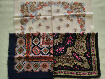 Retro šátky a šály