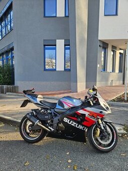 Suzuki GSX-R 750 K4 (110 kW / ~150 hp), 57 xxx km