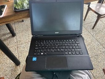 Acer aspire es 1 331