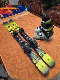 Dětské lyžařské sety lyže, vázání, boty po dvojčatech