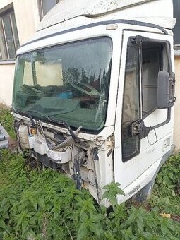 Díly iveco kabina eurocargo. zrcátka nejsou.