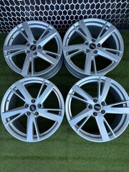 Originál alu kola Audi RS3 S3 A3 5x112 R19 nová sada