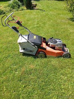 Sekačka Oleo-Mac LUX 55 TBI – silný motor B&S