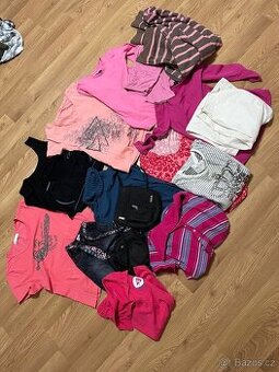 Dětské oblečení - 80 kusů