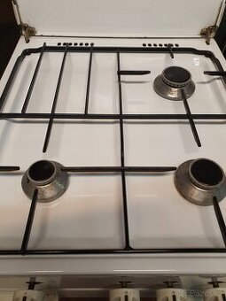 sporák, šíře 50 cm, celoplynový