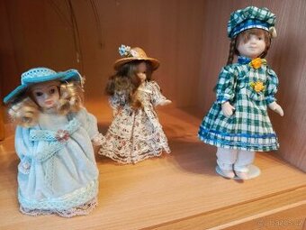 3 x porcelánová panenka na stojánku 15+15+21 cm - viz foto