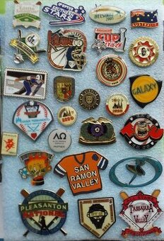 odznaky - převážně sport