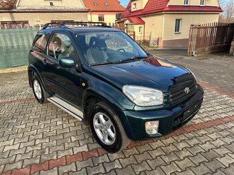 Toyota RAV4 2.0 110kW 2003 164273km BEZ KOROZE