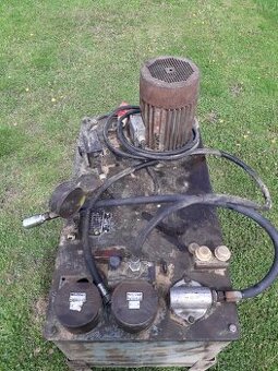 Čerpadlo štípačka lis