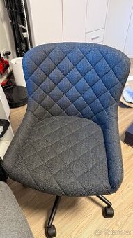 JYSK Otočná židle PEBRINGE tm. šedý potah