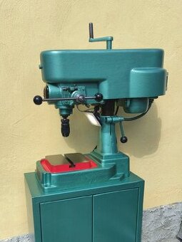 Stolní vrtačka Jihokov V13