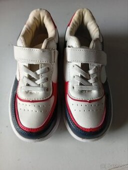 Ďetske tenisky 32