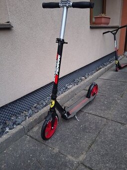 Skládací koloběžka Ferrari