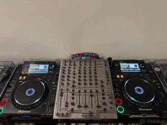 2x CDJ 2000