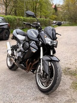 Kawasaki Z1000