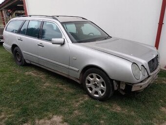 Mercedes 300td díly