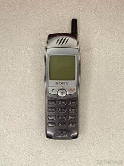 Sony CMD-J6 – retro mobilní telefon, netestovaný, bez nabíje