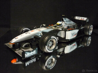 McLaren MP4/15 Hakkinen Formule F1 Hot Wheels 1/18