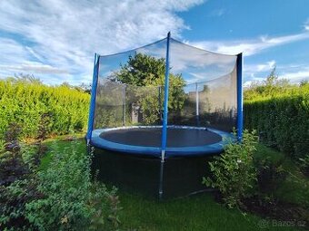 MEGA TRAMPOLÍNA 4,30 m průměr používaná ihned k odvozu