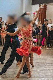 Taneční šaty na latinu - vhodné pro kat. Mládež a Dospělí - 1