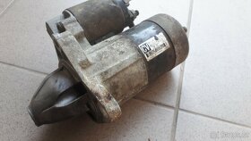 Mazda demio - startér M000T80081 - 1