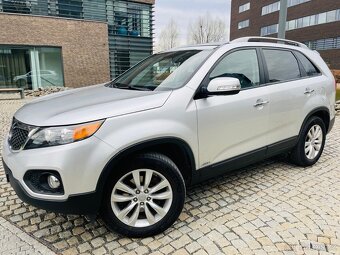 Kia Sorento 2.2D 4x4 MANUÁL VÝHŘEV 1.MAJITEL BEZ KOROZE