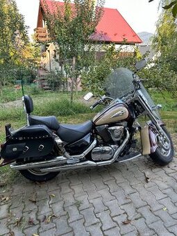 Suzuki intruder 1500 LC
