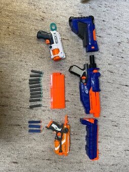 2x nerf pistole a 1x X-shot pistole