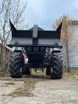 Lesní nastavba.