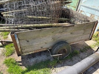 Kára za traktor. - 1