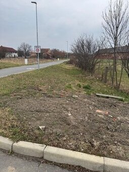 Stavební pozemek Dolní Ředice Luční