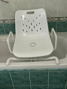 Sedačka na vanu Ben, PC 4000 Kč