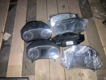 Octavia 2 budíky panel přístrojů 1Z0920842D