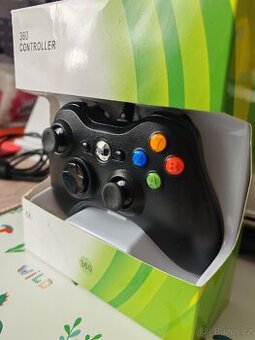 Xbox 360 - Ovladač