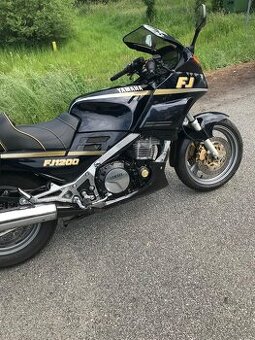 Yamaha FJ 1200 - 1