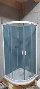 Sprchový kout - půlkruh 90 cm s vaničkou