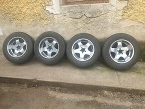245/65 r17