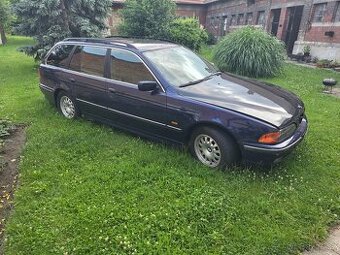 Bmw e39 523i