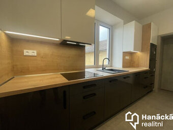 Pronájem, Byt 1+kk, 32m2, Hulín