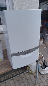 Prodám plynový kondenzačni kotel Vaillant