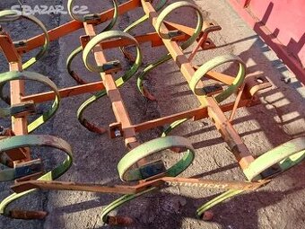Prodám kultivátor za malotraktory a menší traktory České výr
