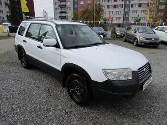 Subaru Forester 2.0i 116kW+LPG 4x4, Serviska, Tažné zařízení