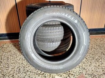 Letní pneu Goodyear Efficient Grip 215/65 R16 C, DOT 3023