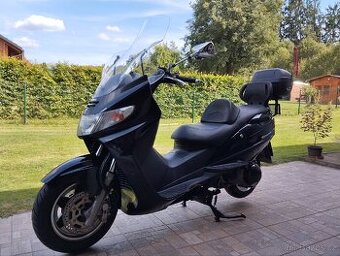 Suzuki Burgman 400