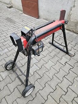 HECHT 656 štípač dříví