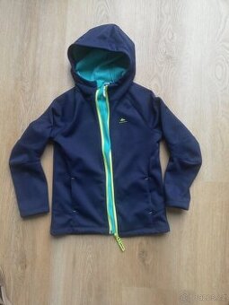 softshellová bunda QUECHUA vel.5-6 let