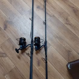 2x rybářský kaprový prut s navijákem