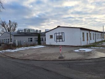 Pronájem plochy-zámková dlažba