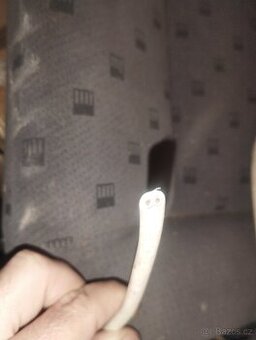 Ohebný napájecí dvoužilový kabel bílý